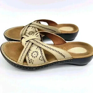 Clark  Artisan Sandals